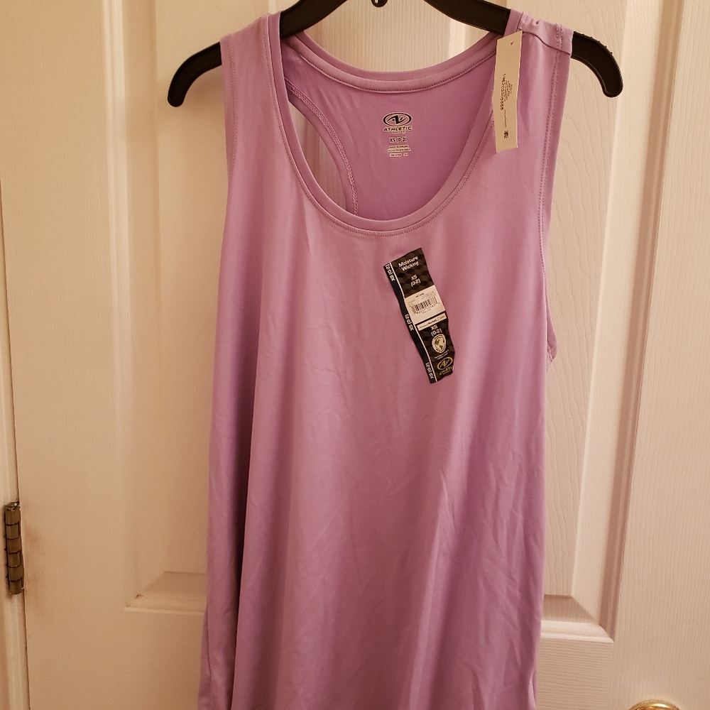 NWT sport top